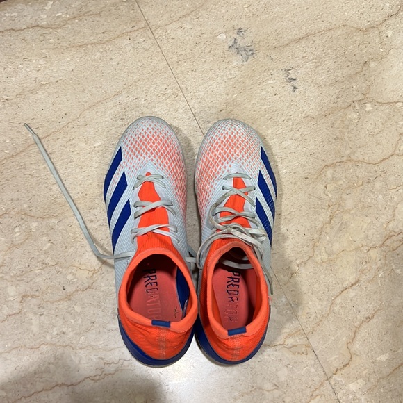 Adidas Predators Football Shoes - Picture 4 of 8